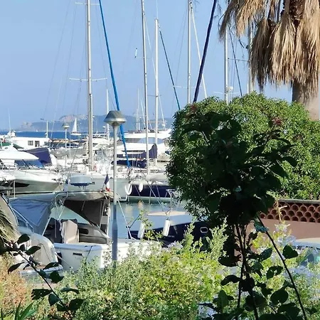 Suites Jm - Le Temps D'Une Escale Hyeres Exterior photo